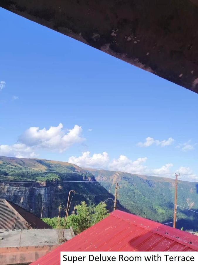 Odyssey'S Pateng Homestay, Cherrapunji Exterior photo